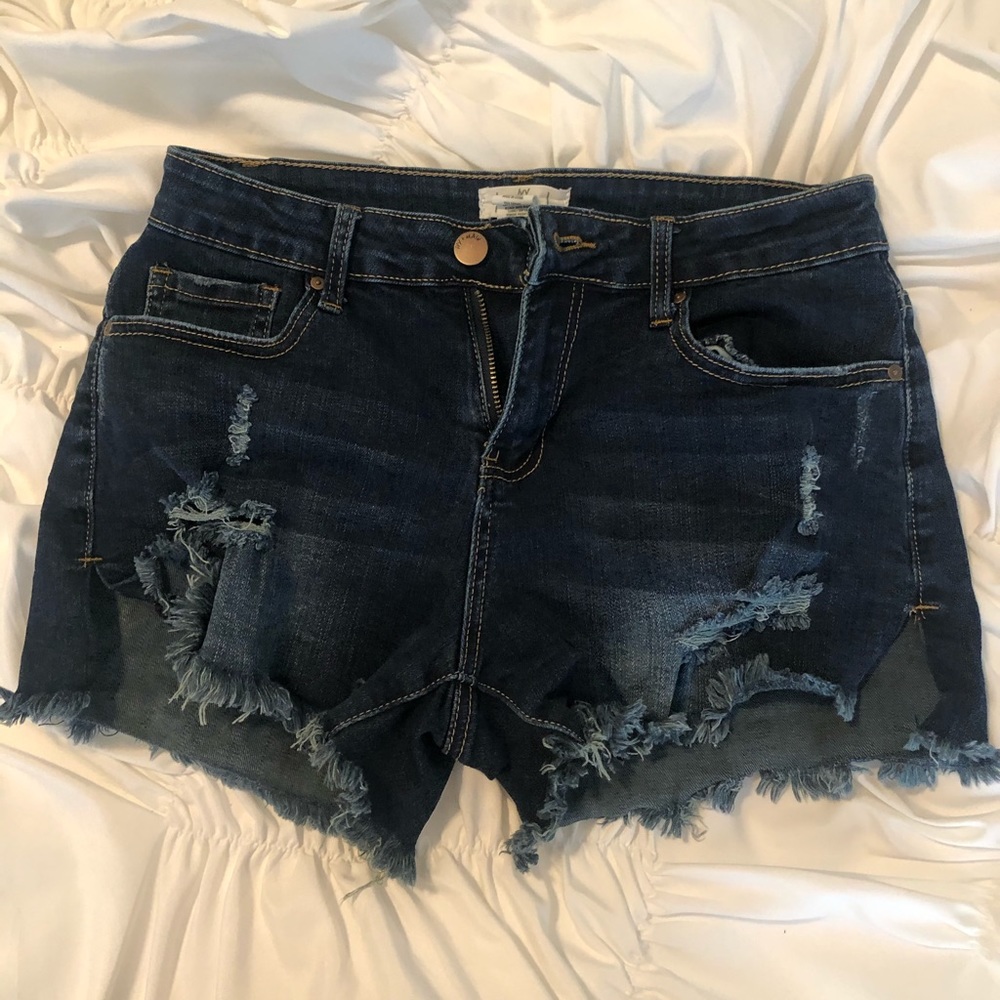 tillys denim distressed shorts